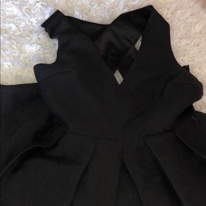 Black stunning dress